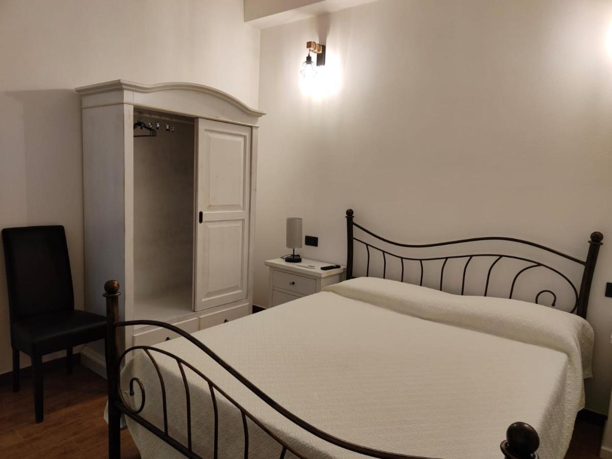 Casa Janas Affittacamere Bed & Breakfast Piscinas Eksteriør billede